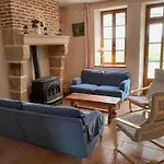 Champetre Avec Piscine Et Wifi A - Fr-1-489-231 * Souvigny