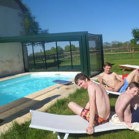 펜션 Champetre Avec Piscine Et Wifi A - Fr-1-489-231 *