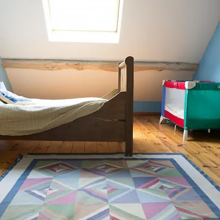 Champêtre Avec Piscine Et Wifi à - Fr-1-489-231