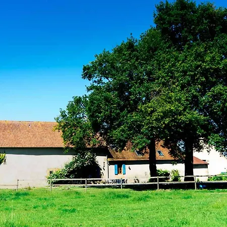 Champetre Avec Piscine Et Wifi A - Fr-1-489-231 Souvigny