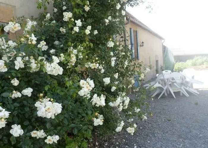 Champetre Avec Piscine Et Wifi A - Fr-1-489-231 Дом отдыха *