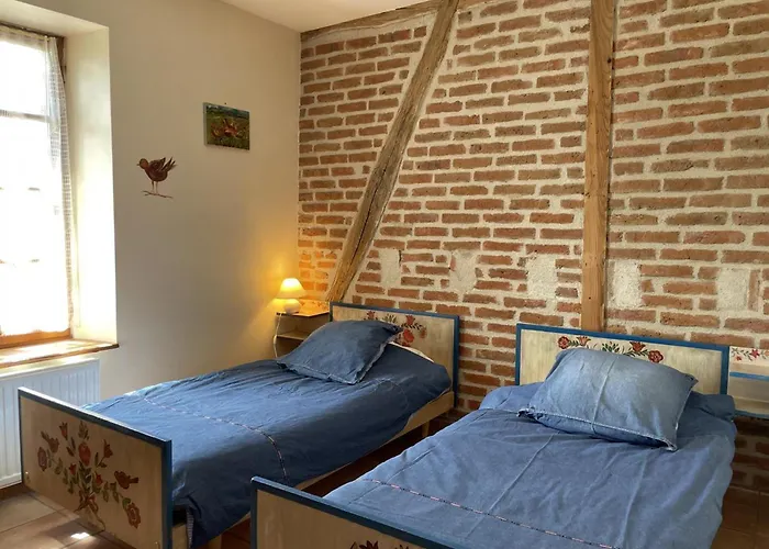 Дом отдыха Champetre Avec Piscine Et Wifi A - Fr-1-489-231