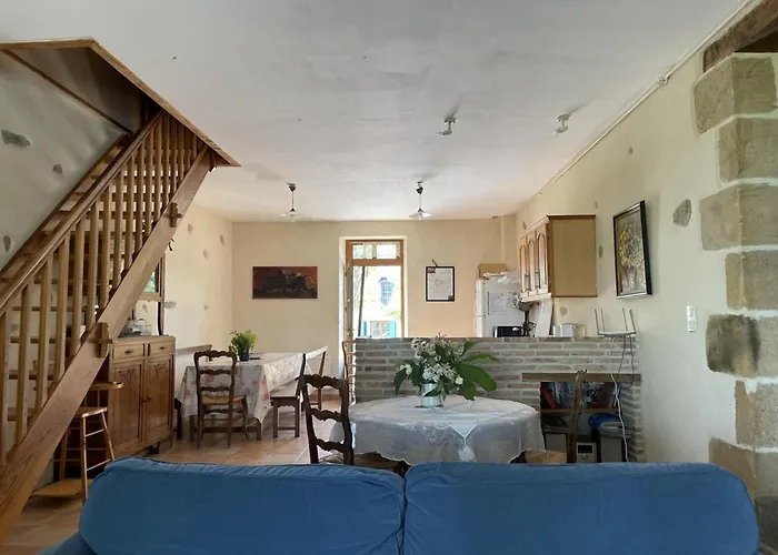 Дом отдыха Champetre Avec Piscine Et Wifi A - Fr-1-489-231 Souvigny